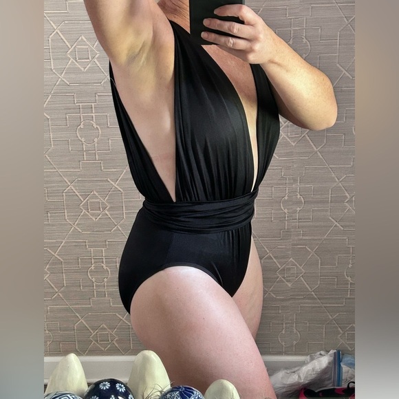 1980s Anne Klein Deep V Plunge Belted Bodysuit Swimsuit Resort Cabana 90s VTG - Picture 8 of 8